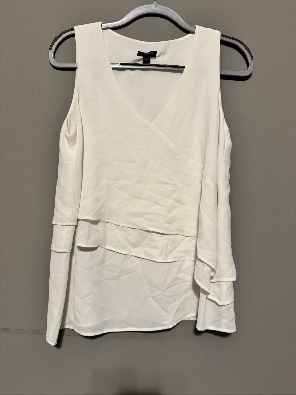 J. Jill Cream Layered V-Neck Sleeveless Camisole
